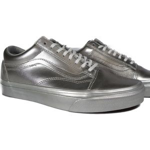 VANS Old Skool Metallic Sidewall Women's (Silver)